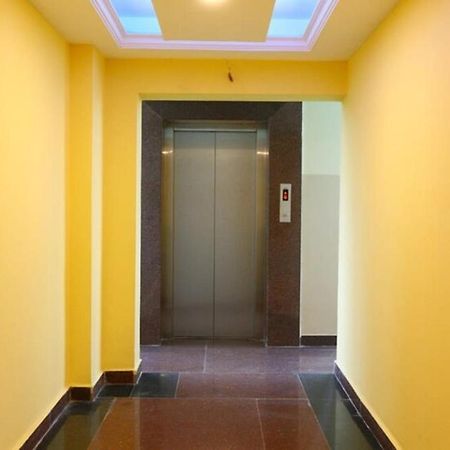 Hotel Titanium Tower Ченнаї Екстер'єр фото